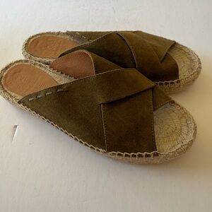 Garnet Hill Olive Green Suede Leather Uppers Espadrilles Slides Shoes Sandals 36